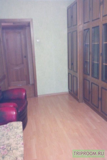 2-комнатная квартира посуточно (вариант № 37023), ул. Космонавтов улица, фото № 2