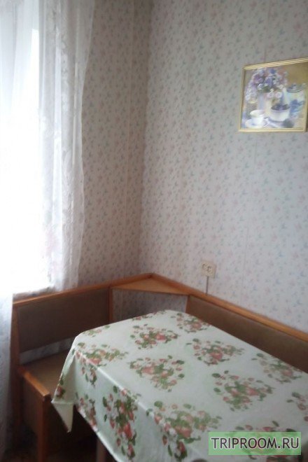 2-комнатная квартира посуточно (вариант № 37023), ул. Космонавтов улица, фото № 1